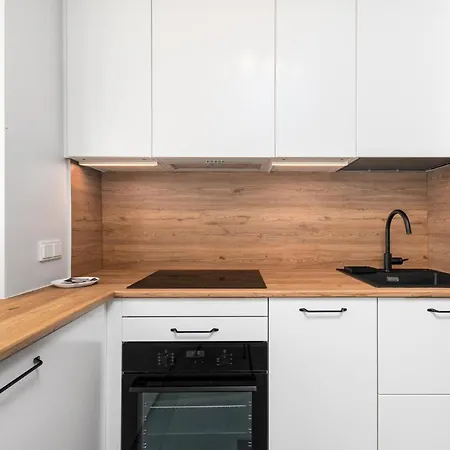 Apartmán Pl. Dabrowskiego 12 By Homeprime Varšava