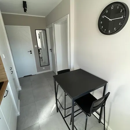 Pl. Dąbrowskiego 12 By Homeprime Apartament Warszawa