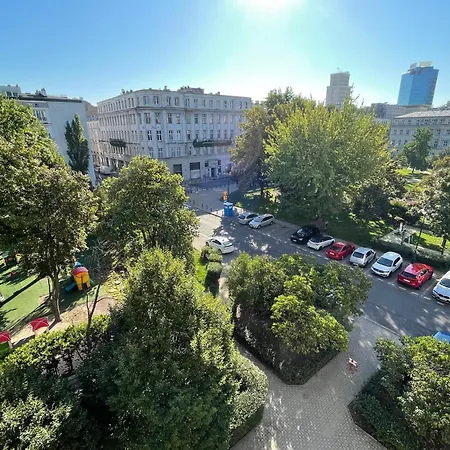 Pl. Dabrowskiego 12 By Homeprime Апартаменты